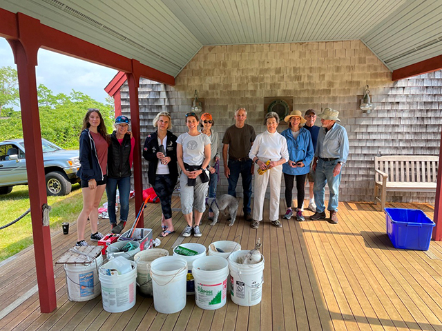 2021 Beach Cleanup volunteers